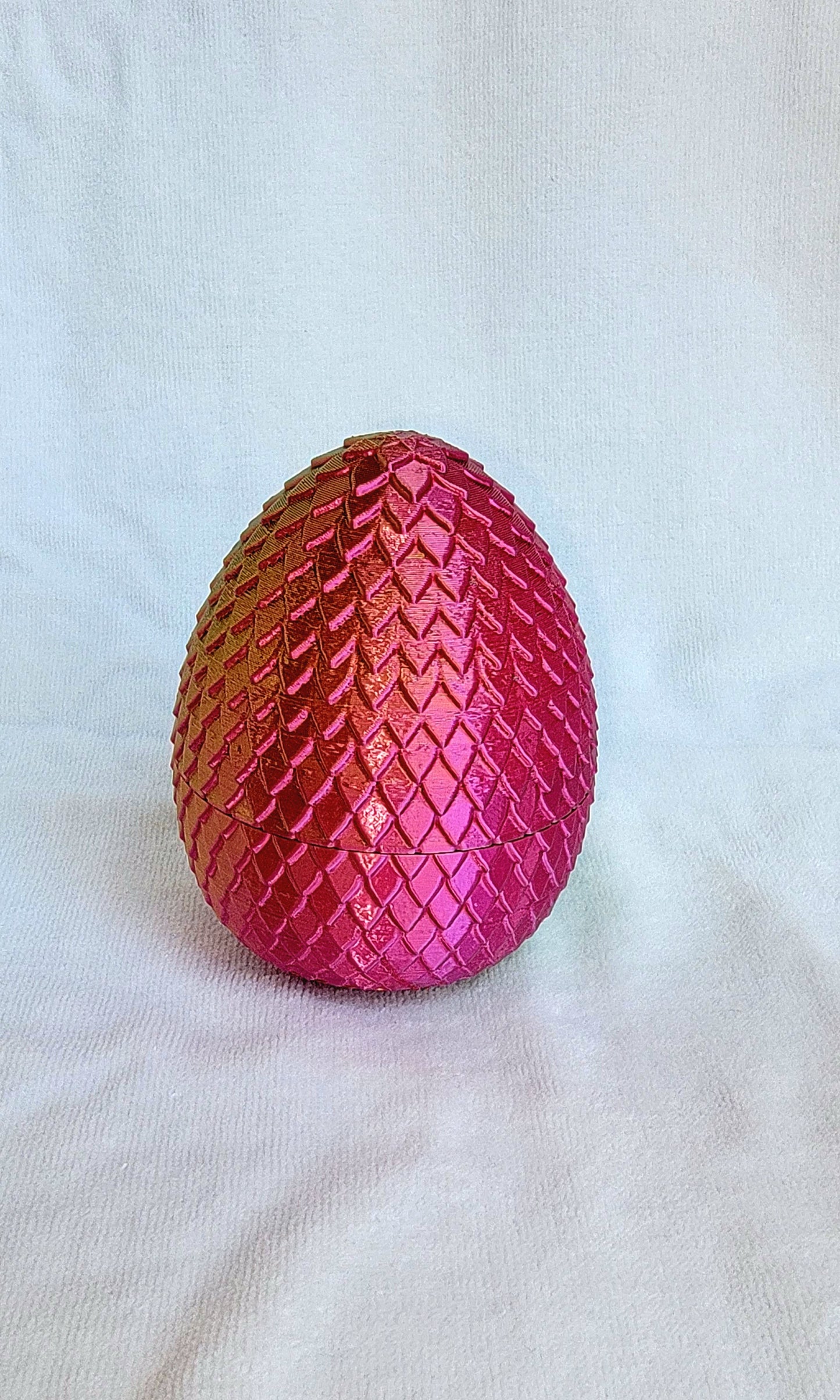 Dragon Egg green, red, gold color shift